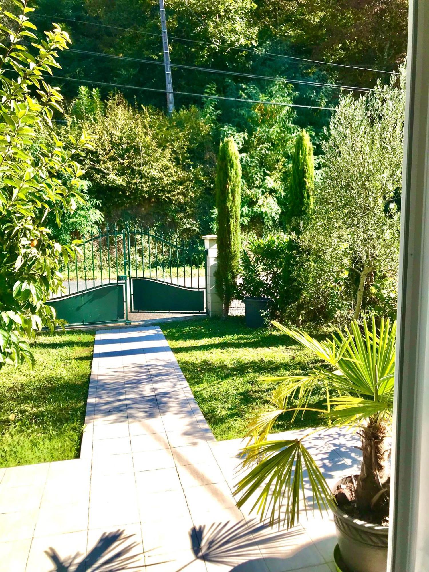 Villa Maison Blanche Tulle 1 A 4 Personnes Экстерьер фото