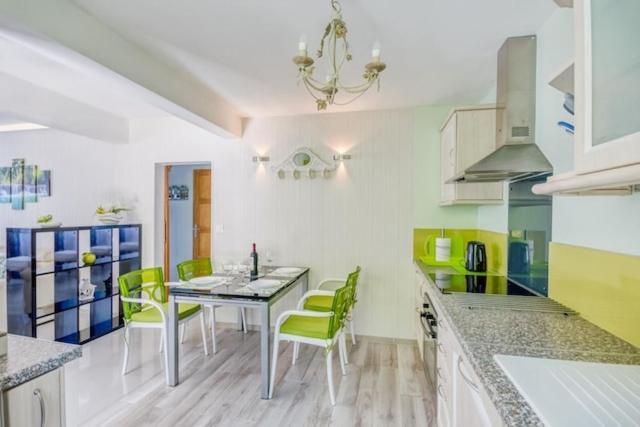 Villa Maison Blanche Tulle 1 A 4 Personnes Экстерьер фото