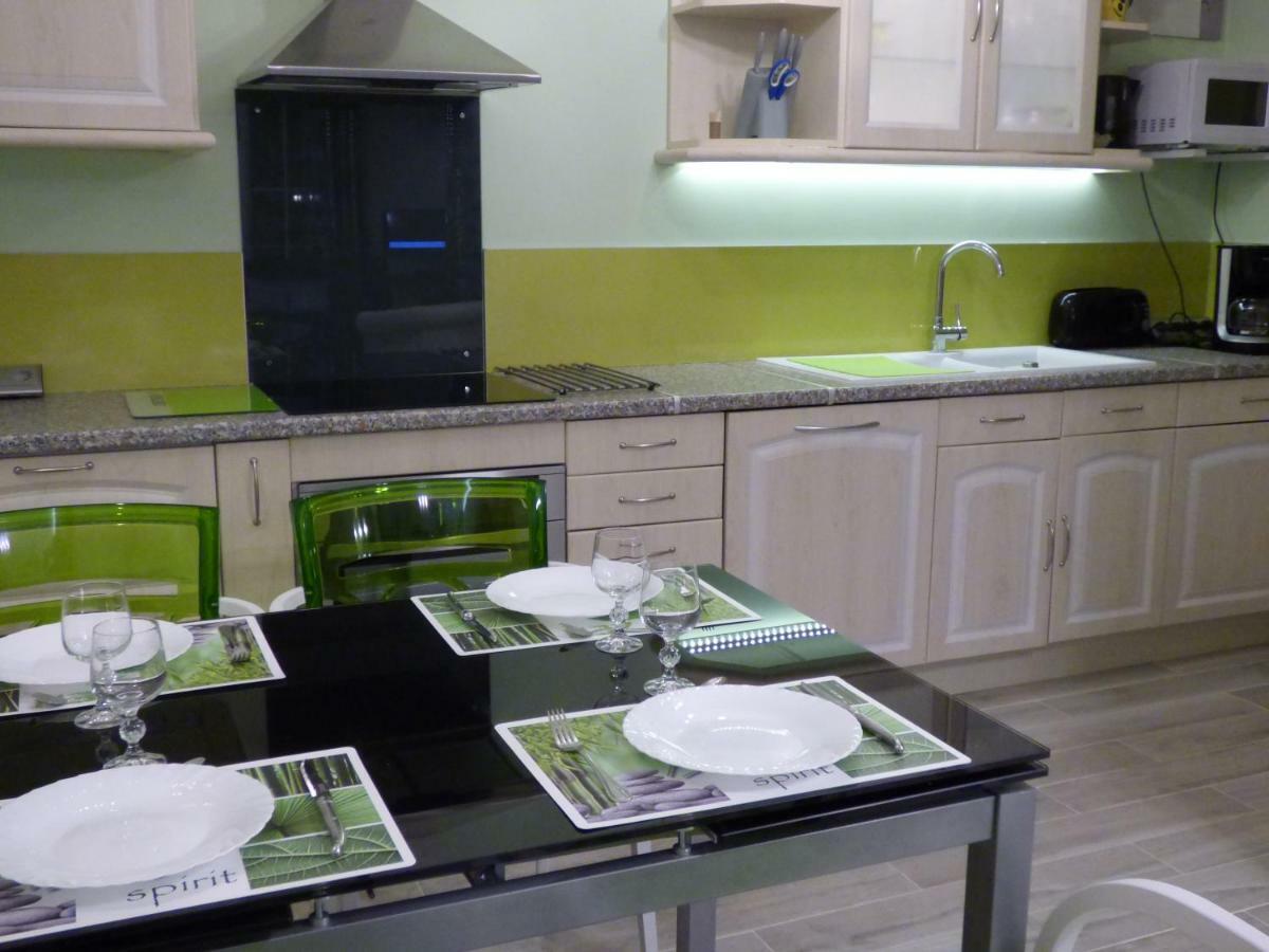 Villa Maison Blanche Tulle 1 A 4 Personnes Экстерьер фото